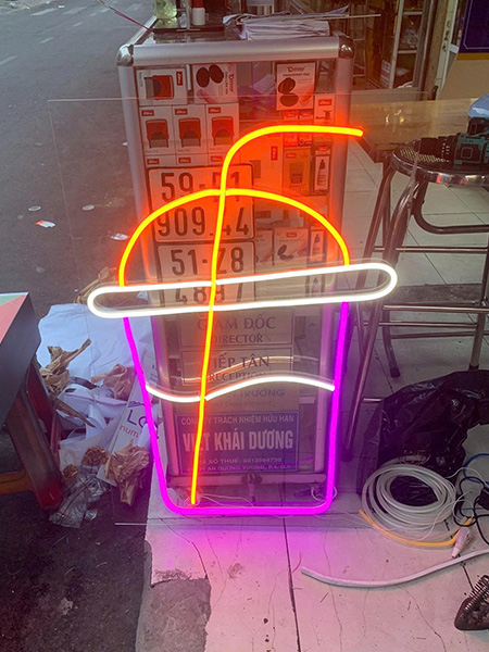 Đèn LED neon